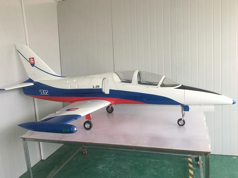 Aero L-39 — 2.6 m photo 20